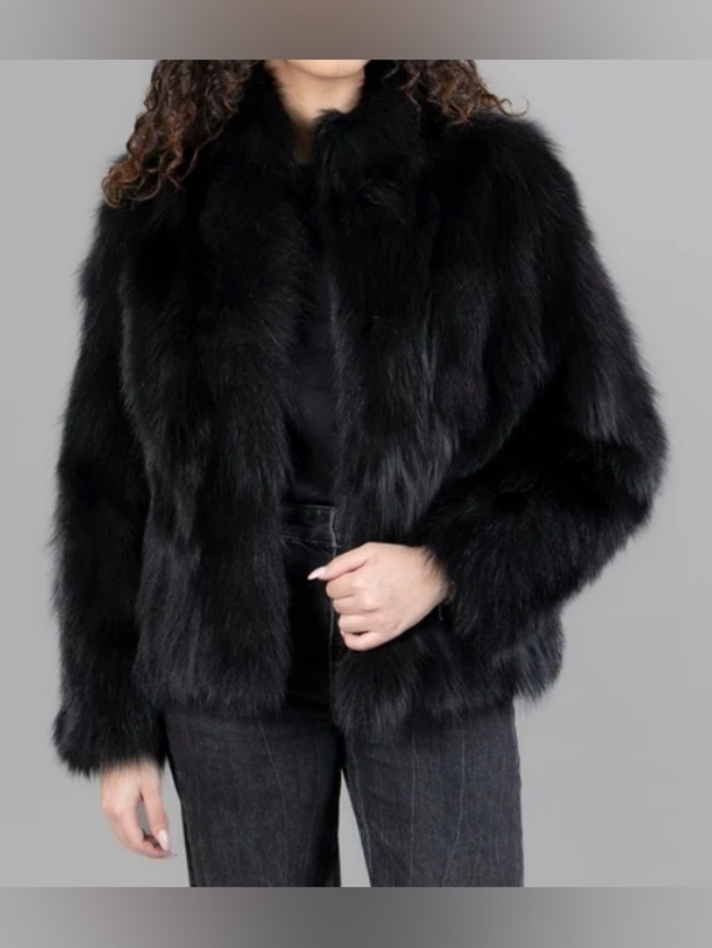 Saga Fox Black Fox Fur, M